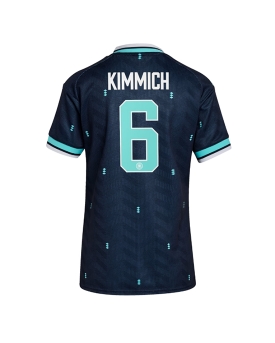 Billige Fotballdrakt Tyskland Joshua Kimmich #6 Replika Bortedrakt Dame VM 2026 Kortermet Billige Fotballdrakt Tyskland Joshua Kimmich #6 Replika Bortedrakt Dame VM 2026 Kortermet